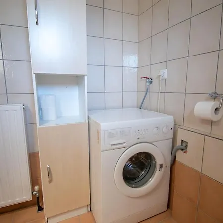 Alkinois House Apartament *